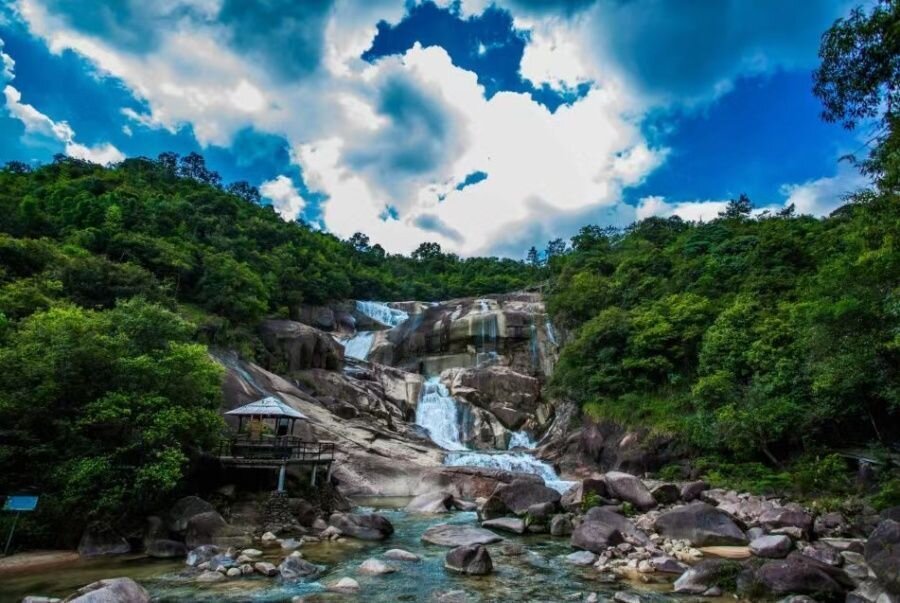 大封门漂流全景